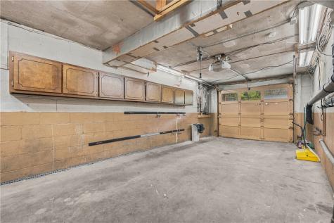 1045 Broughton Road South Park PA 15236
