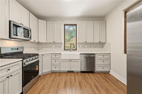 214 Castle Shannon Boulevard Mt Lebanon PA 15228