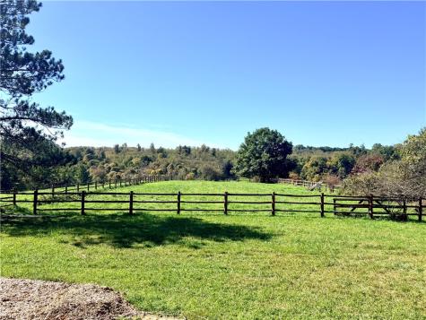 782 Sugar Run Road Nottingham PA 15330