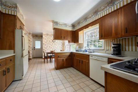 577 Highland Avenue Wilkins Township PA 15145
