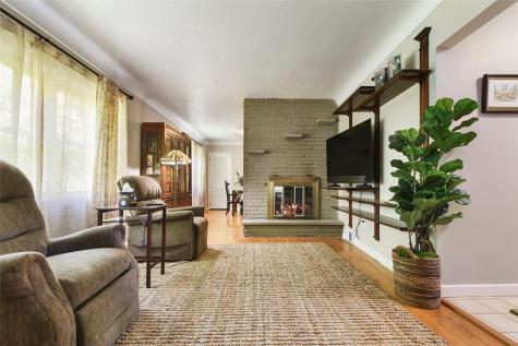 577 Highland Avenue Wilkins Township PA 15145