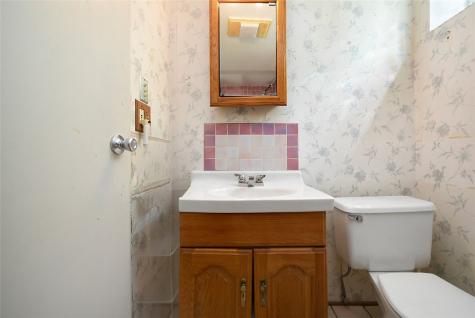 577 Highland Avenue Wilkins Township PA 15145