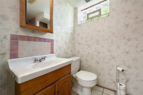 577 Highland Avenue Wilkins Township PA 15145