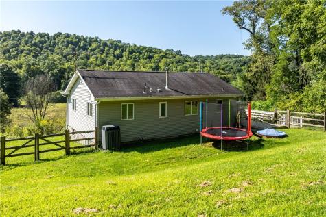 445 Little Creek Road Lancaster Township PA 16037