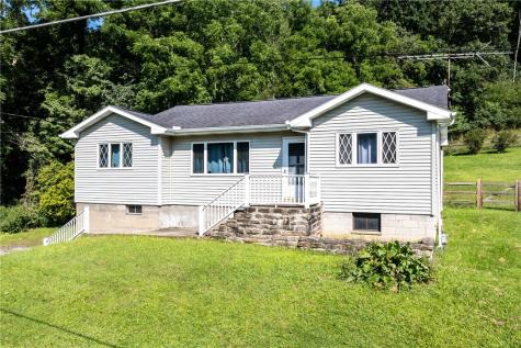 445 Little Creek Road Lancaster Township PA 16037