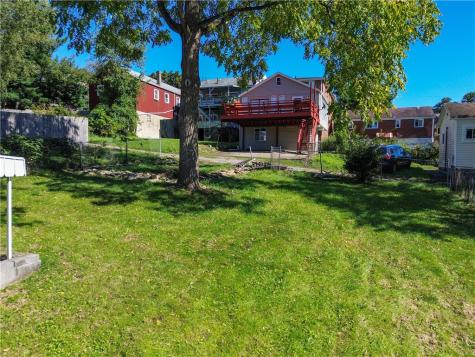 1231 Holmes Street Mckees Rocks PA 15136
