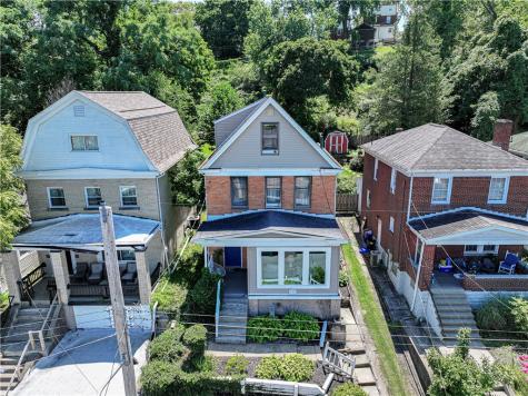 222 E Agnew Avenue Carrick PA 15210
