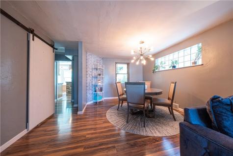 222 E Agnew Avenue Carrick PA 15210