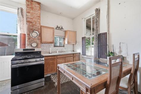 419 N Euclid Avenue East Liberty PA 15206