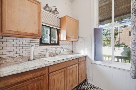 419 N Euclid Avenue East Liberty PA 15206