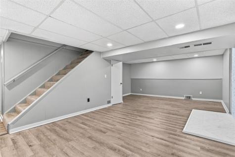 553 Meadowvale Drive Harmar PA 15024