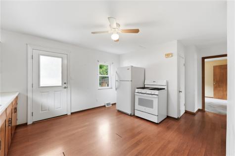 212 Fairview Avenue City Of But Ne PA 16001