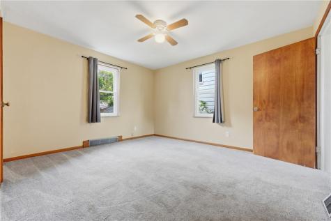 212 Fairview Avenue City Of But Ne PA 16001