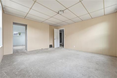 212 Fairview Avenue City Of But Ne PA 16001