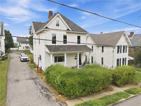 212 Fairview Avenue City Of But Ne PA 16001