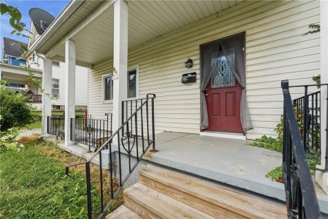 212 Fairview Avenue City Of But Ne PA 16001