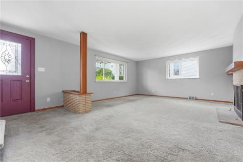 212 Fairview Avenue City Of But Ne PA 16001