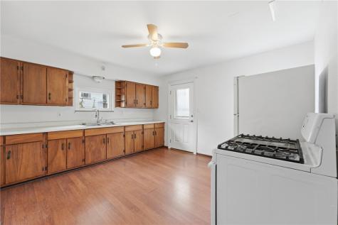 212 Fairview Avenue City Of But Ne PA 16001
