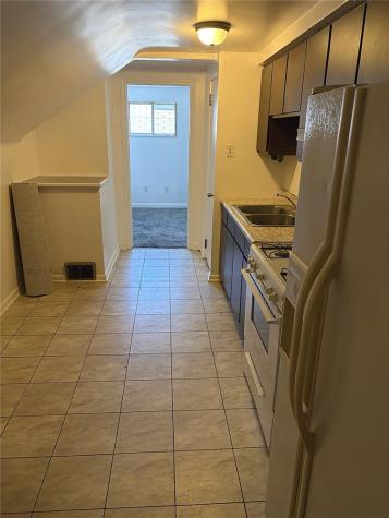 912 Hillsboro Street Sheraden PA 15204