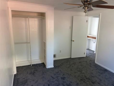 912 Hillsboro Street Sheraden PA 15204