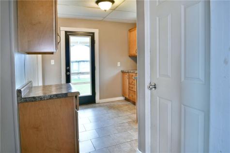 12 E Stewart Avenue Greenville Boro PA 16125