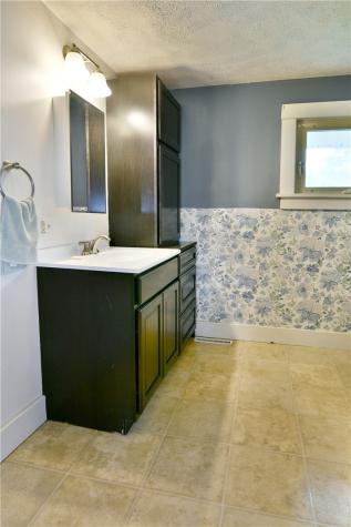12 E Stewart Avenue Greenville Boro PA 16125