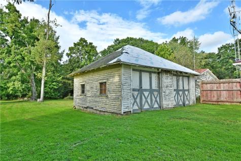 12 E Stewart Avenue Greenville Boro PA 16125