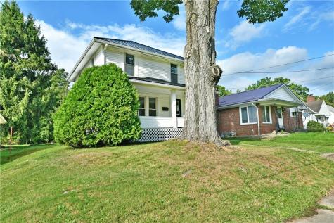 12 E Stewart Avenue Greenville Boro PA 16125