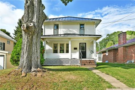 12 E Stewart Avenue Greenville Boro PA 16125