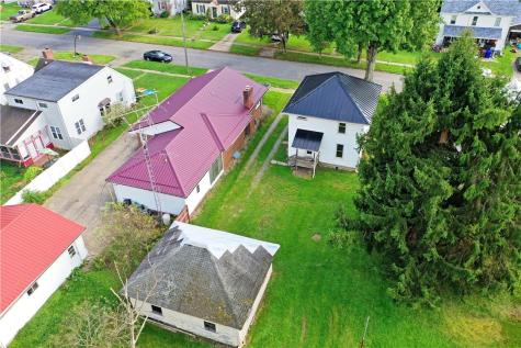 12 E Stewart Avenue Greenville Boro PA 16125