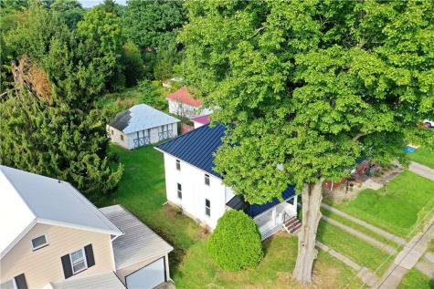 12 E Stewart Avenue Greenville Boro PA 16125