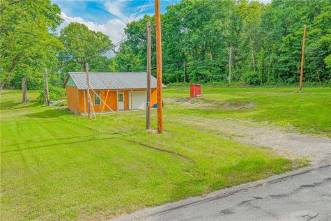325 Oakdale Road Darlngtn Township PA 16115