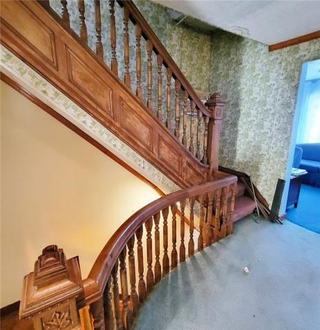 7016 Frankstown Avenue Homewood Brushton PA 15208