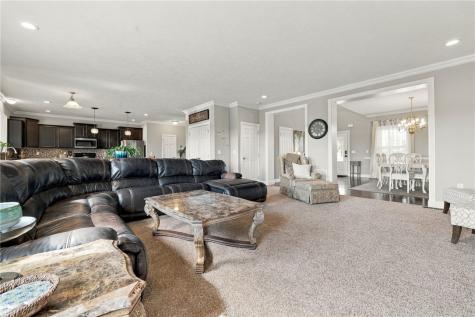 215 Horse Shoe Drive Findlay Township PA 15026