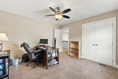215 Horse Shoe Drive Findlay Township PA 15026