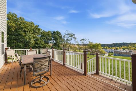 215 Horse Shoe Drive Findlay Township PA 15026