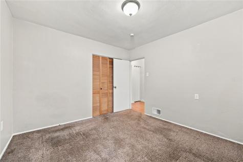 3 Hill Street Bridgeville PA 15017
