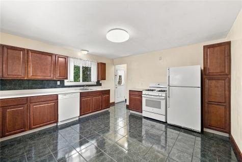3 Hill Street Bridgeville PA 15017
