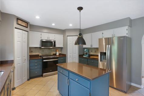 119 Commodore Drive North Fayette PA 15057