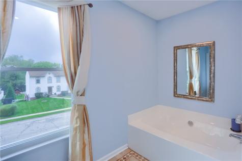 119 Commodore Drive North Fayette PA 15057