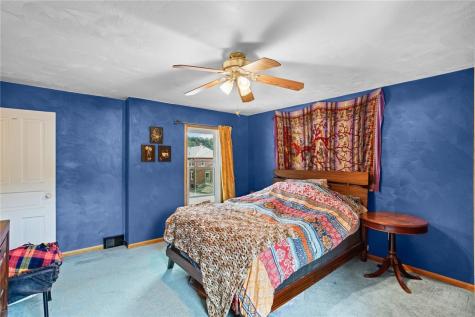 925 Walnut Street Springdale Boro PA 15144