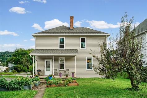 925 Walnut Street Springdale Boro PA 15144
