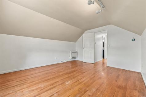 2438 Rolling Farms Road Shaler PA 15116