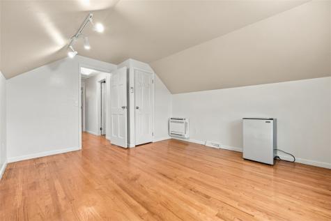 2438 Rolling Farms Road Shaler PA 15116