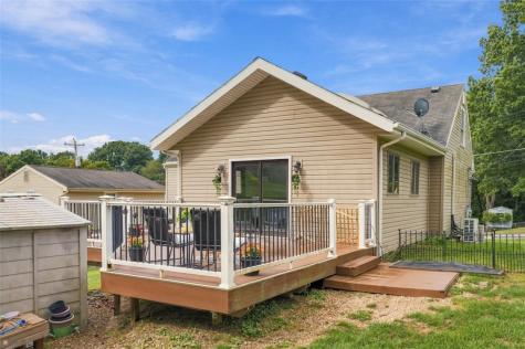 2438 Rolling Farms Road Shaler PA 15116