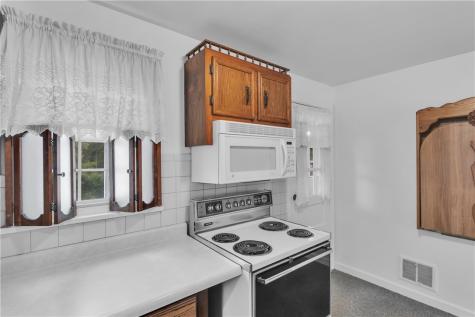 1824 Highland Avenue Irwin PA 15642