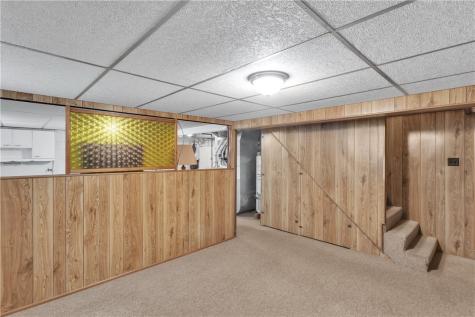 1824 Highland Avenue Irwin PA 15642