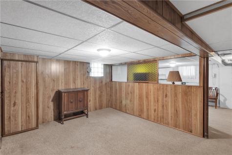 1824 Highland Avenue Irwin PA 15642