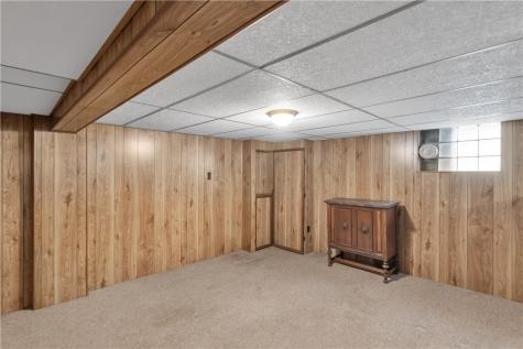 1824 Highland Avenue Irwin PA 15642