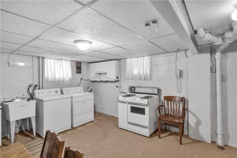 1824 Highland Avenue Irwin PA 15642